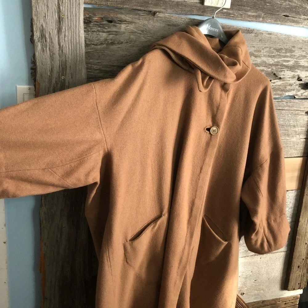 VINTAGE Handmade Plus Size Wool Camel Long Cape - Picture 2 of 8